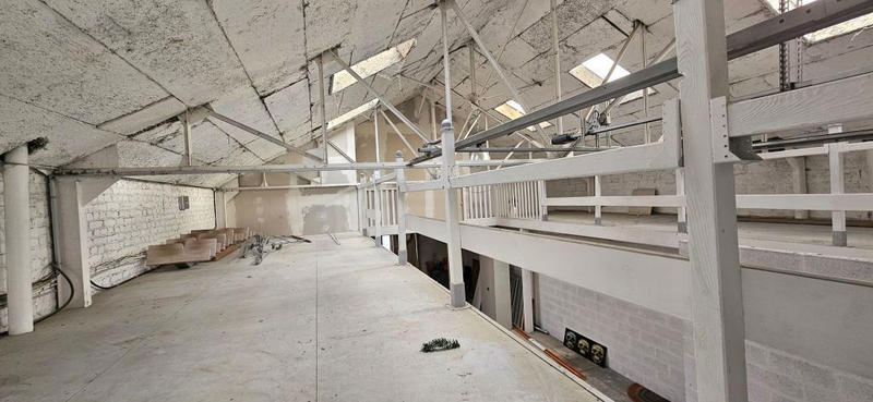 Immeuble - 150 m² - 3 pièces