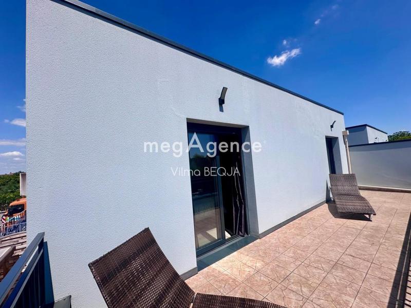 Maison - 100 m² - 4 pièces