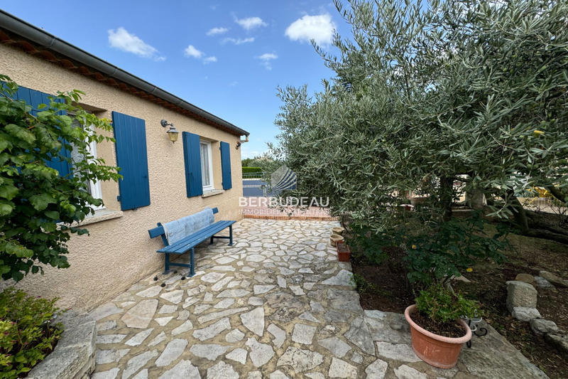 Villa - 100 m² - 4 pièces