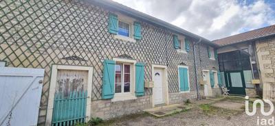 Maison - 366 m² - 7 pièces