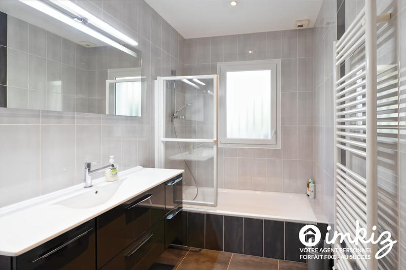 Maison - 128 m² - 4 pièces