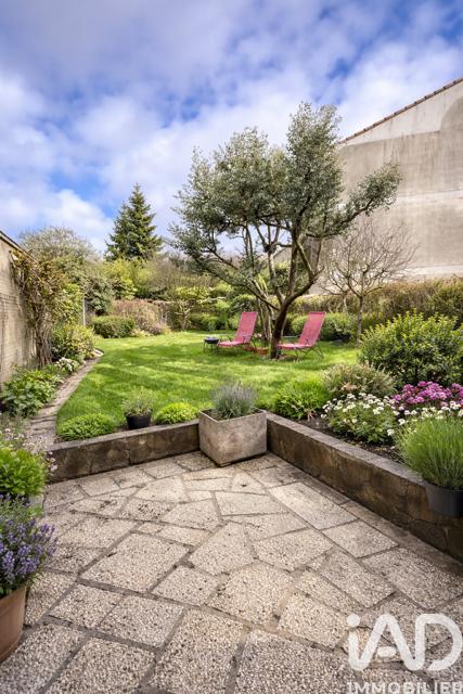 Maison - 137 m² - 10 pièces