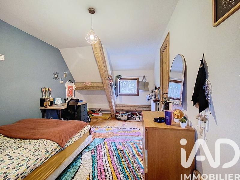 Maison - 234 m² - 7 pièces