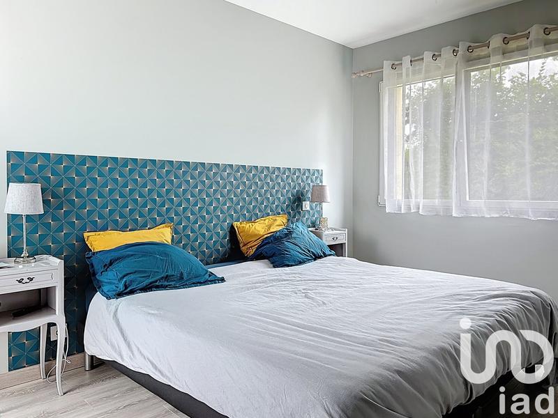 Maison - 210 m² - 10 pièces