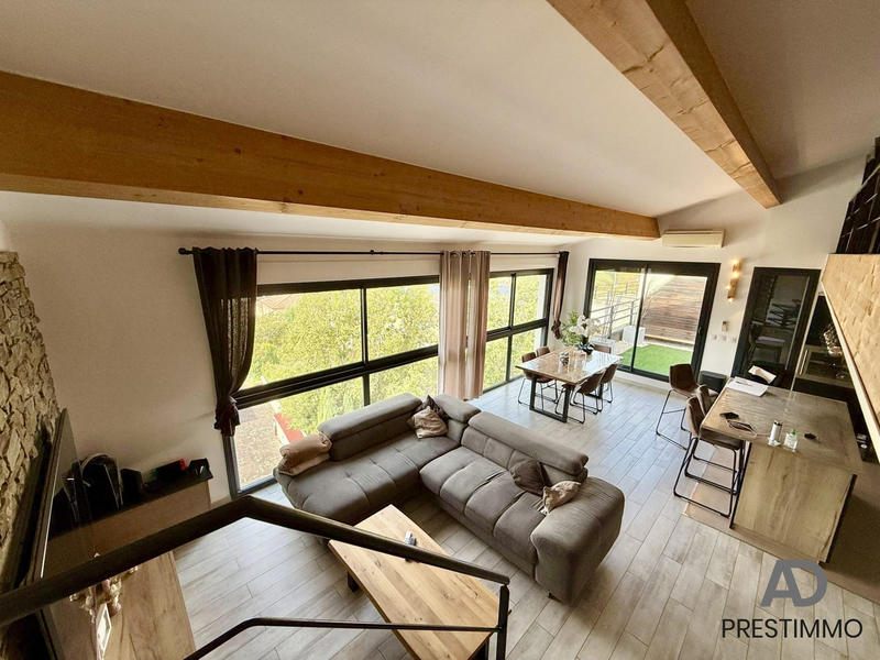 Appartement - 67 m² - 2 pièces