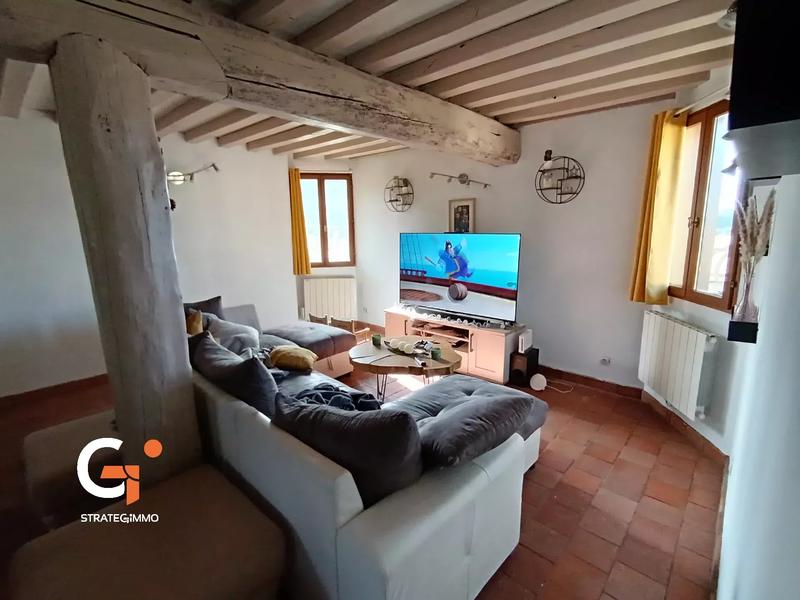 Maison - 141 m² - 7 pièces