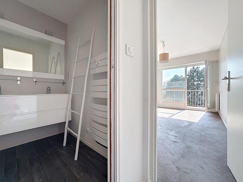 Appartement - 95 m² - 3 pièces