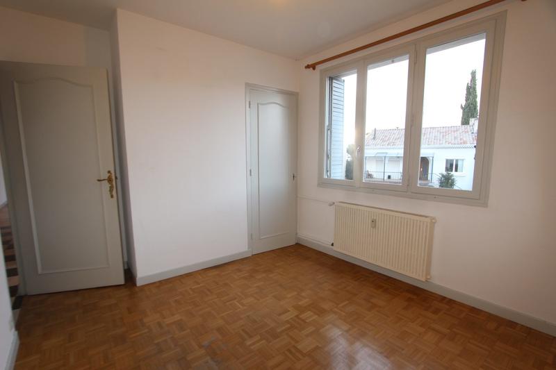 Appartement - 97 m² - 5 pièces