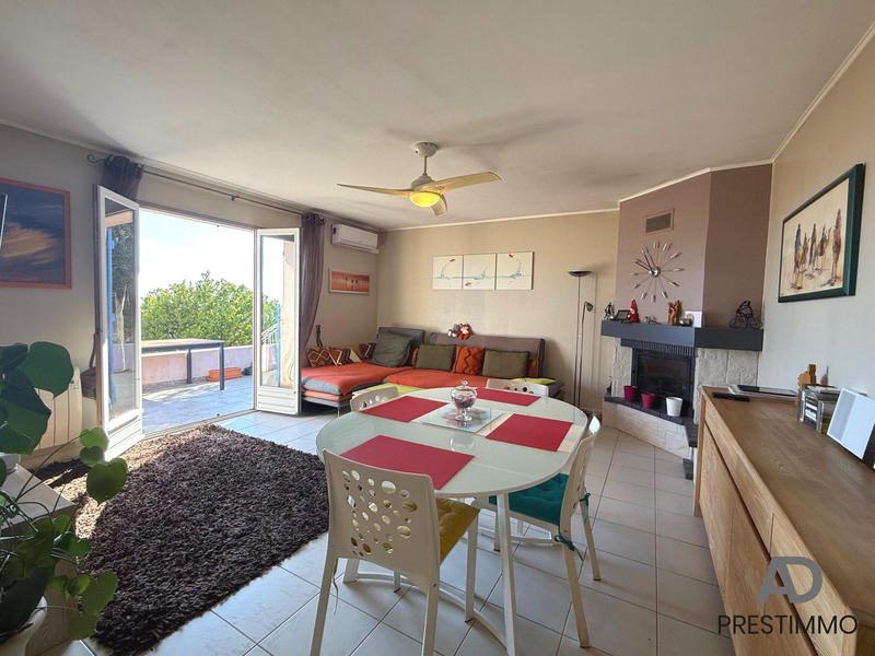 Maison - 90 m² - 4 pièces