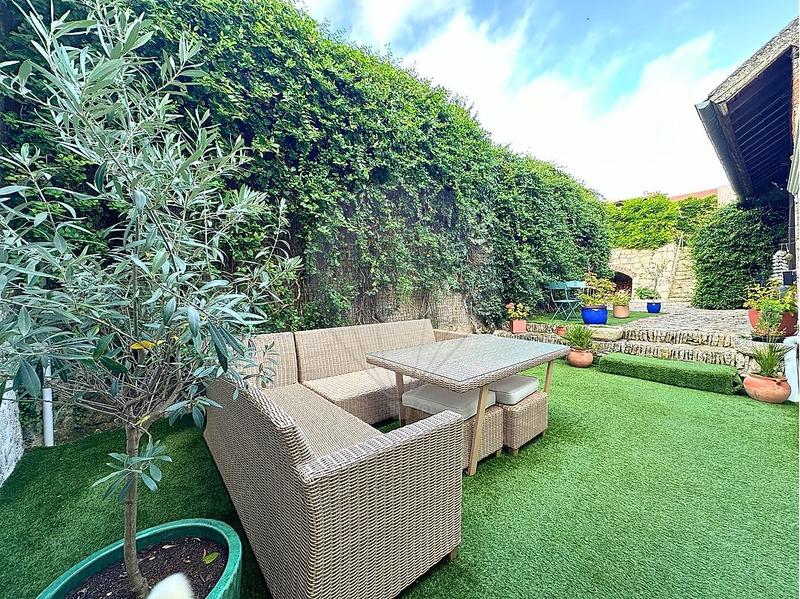 Maison ancienne - 163 m² - 7 pièces