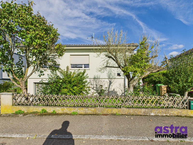 Maison - 105 m² - 5 pièces