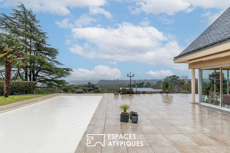 Maison - 214 m² - 9 pièces