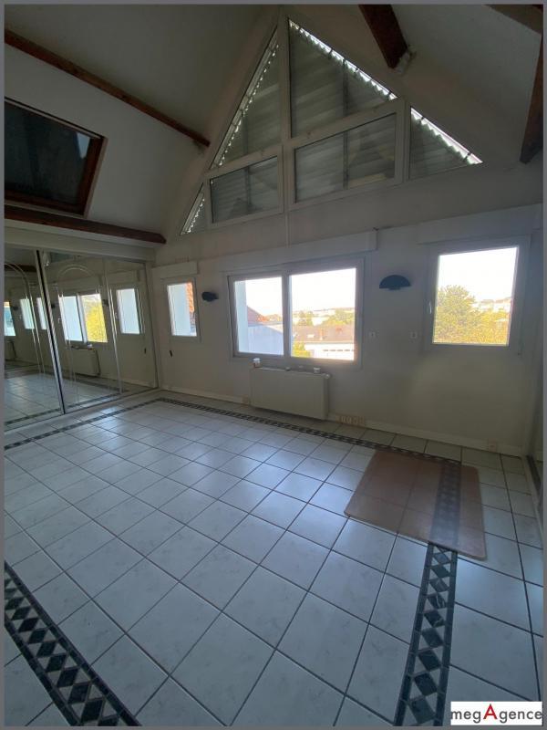 Maison de ville - 236 m² - 9 pièces