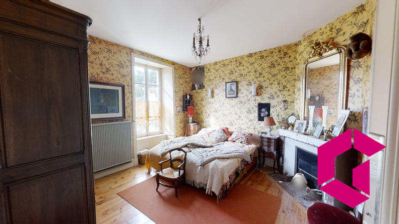 Maison - 180 m² - 6 pièces