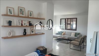 Maison - 228 m² - 7 pièces