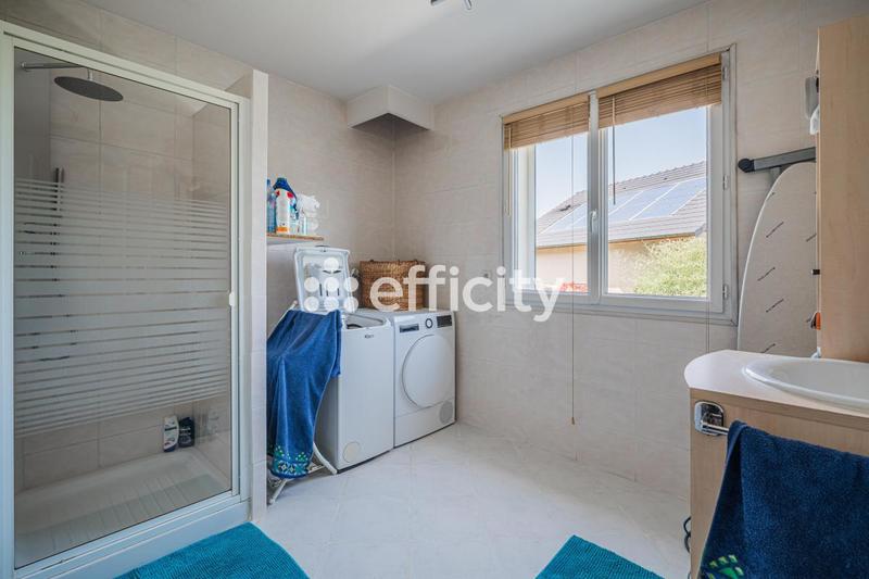 Maison - 169 m² - 6 pièces