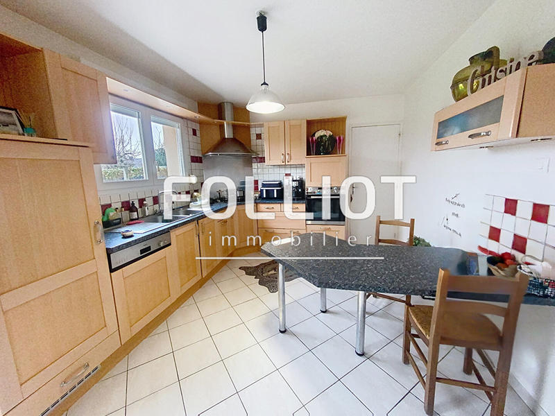 Maison - 104 m² - 5 pièces