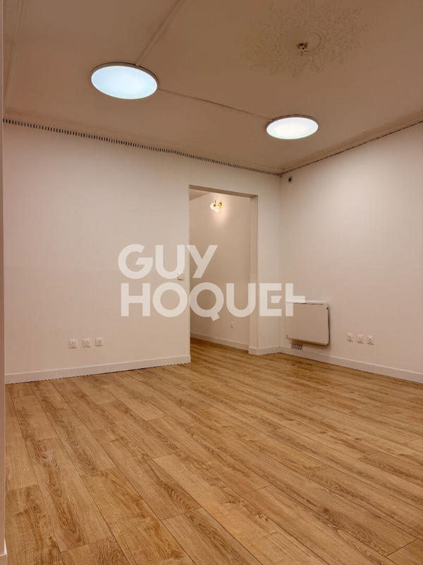 Local d'activité / Entrepôt - 48 m² - 2 pièces