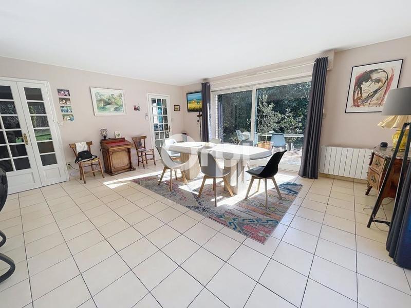Maison - 145 m² - 6 pièces