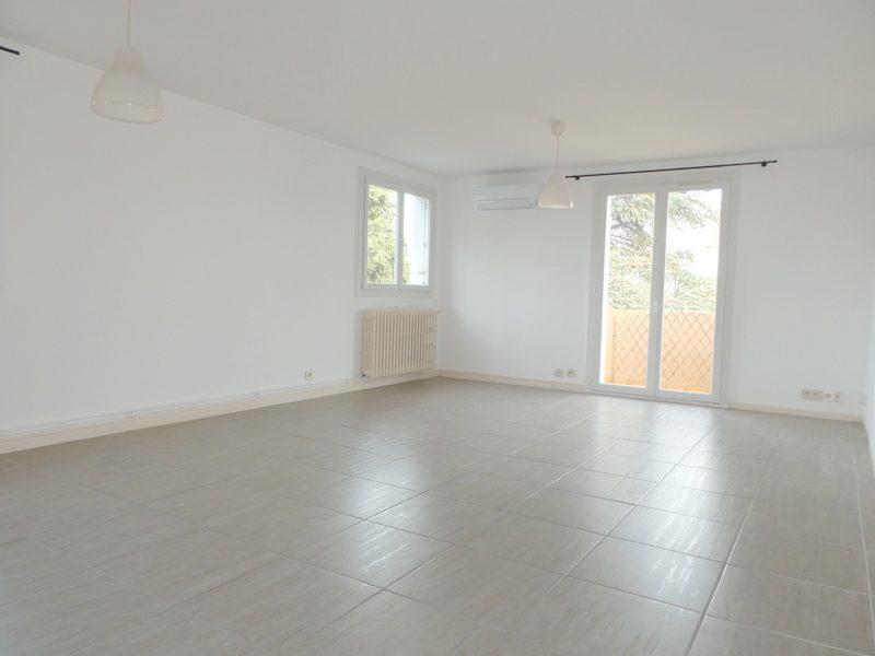 Appartement - 93 m² - 4 pièces