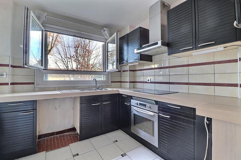 Appartement - 102 m² - 5 pièces