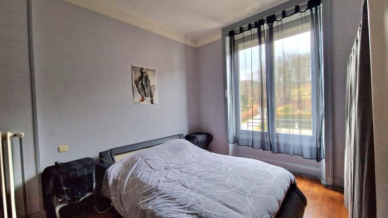 Appartement - 158 m² - 6 pièces