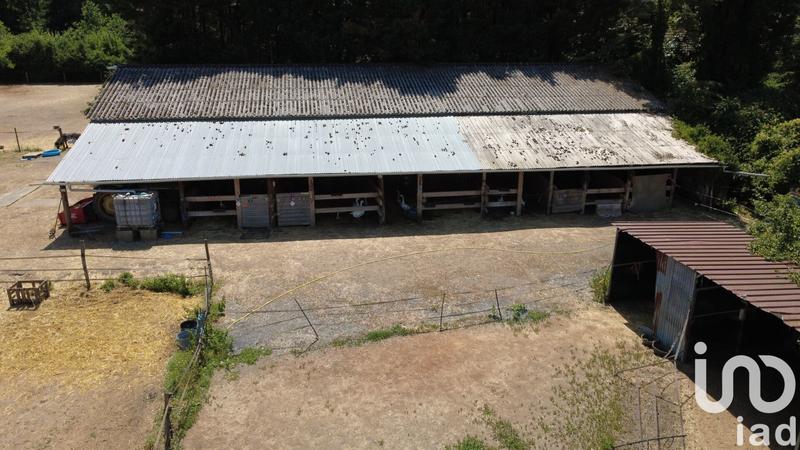 Maison - 340 m² - 9 pièces