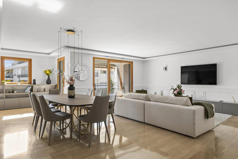 Appartement - 165 m² - 5 pièces