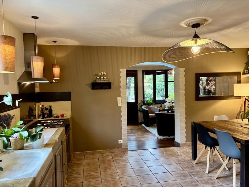 Maison - 187 m² - 6 pièces