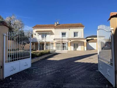 Maison de campagne - 168 m² - 6 pièces
