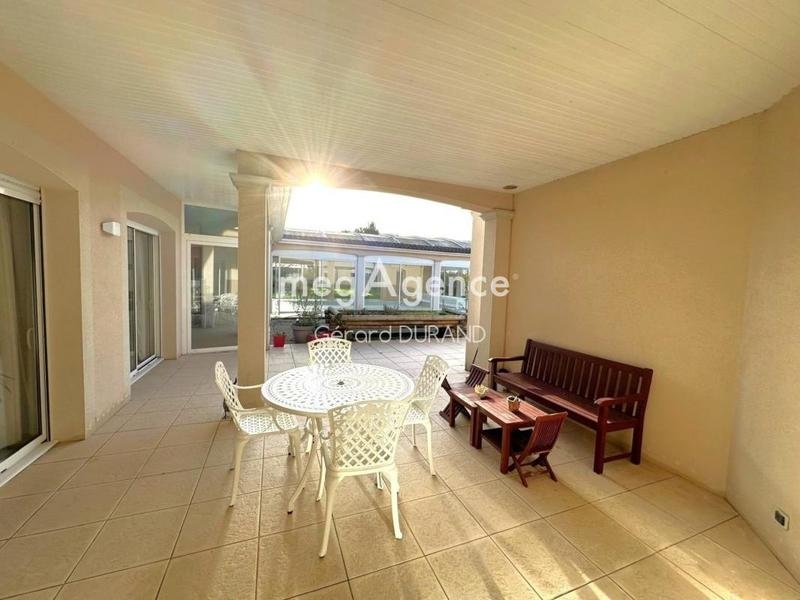 Maison - 322 m² - 7 pièces