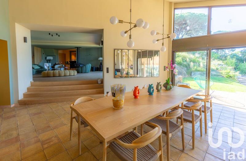 Maison de maîtres - 365 m² - 6 pièces