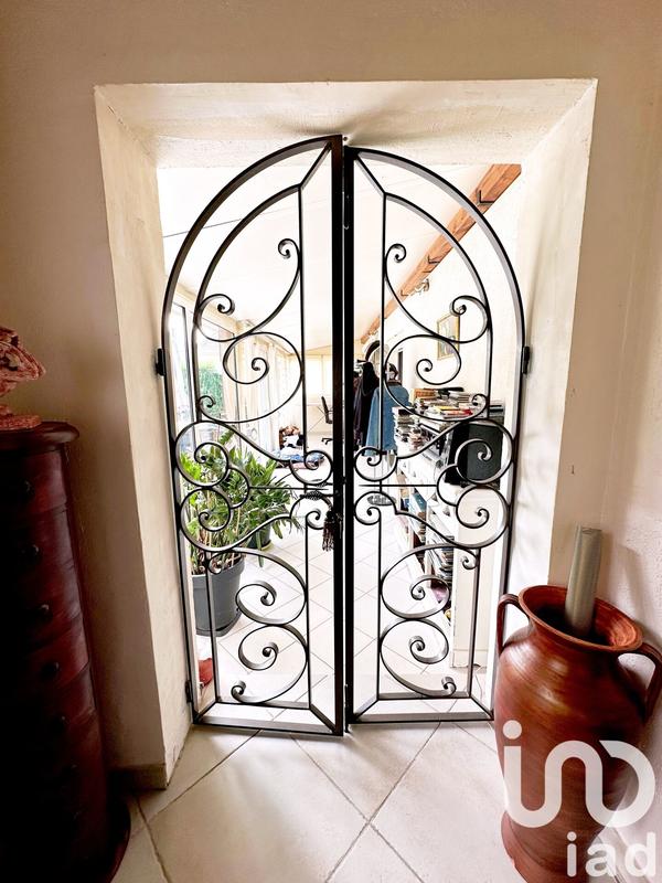 Maison - 220 m² - 6 pièces