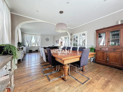 Maison ancienne - 228 m² - 7 pièces