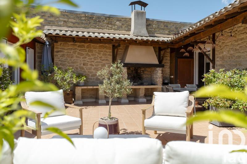 Appartement - 155 m² - 5 pièces