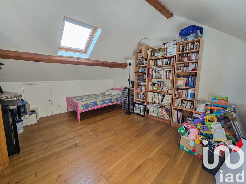 Maison - 238 m² - 8 pièces