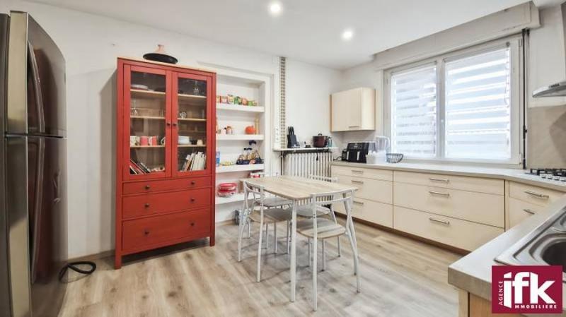 Appartement - 110 m² - 7 pièces