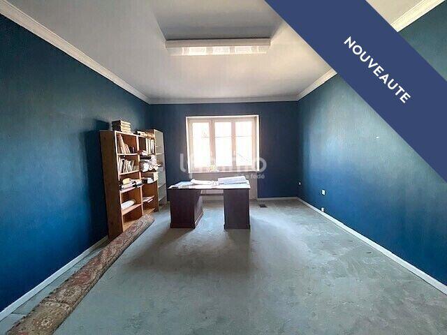 Maison - 286 m² - 9 pièces