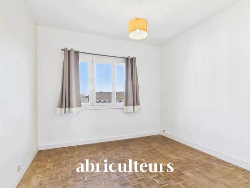 Appartement ancien - 70 m² - 4 pièces