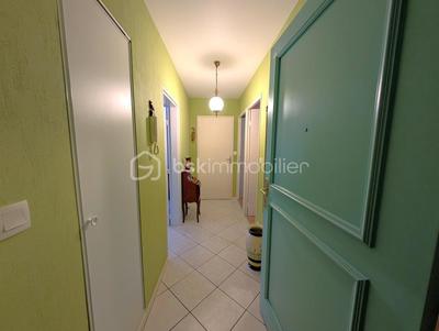 Appartement - 64 m² - 3 pièces