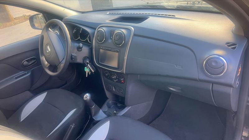 Dacia Sandero II 0.9 TCe 90 Laureate - Entretien constructeur