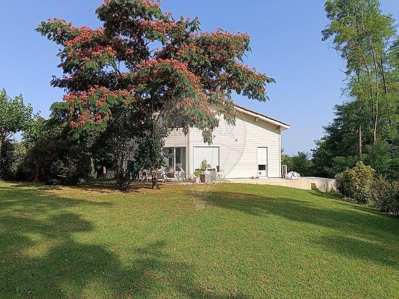 Maison - 126 m² - 5 pièces