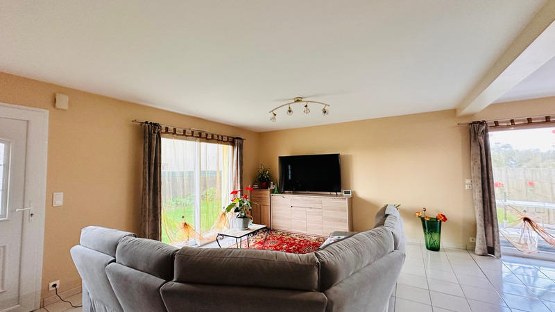 Maison - 94 m² - 4 pièces