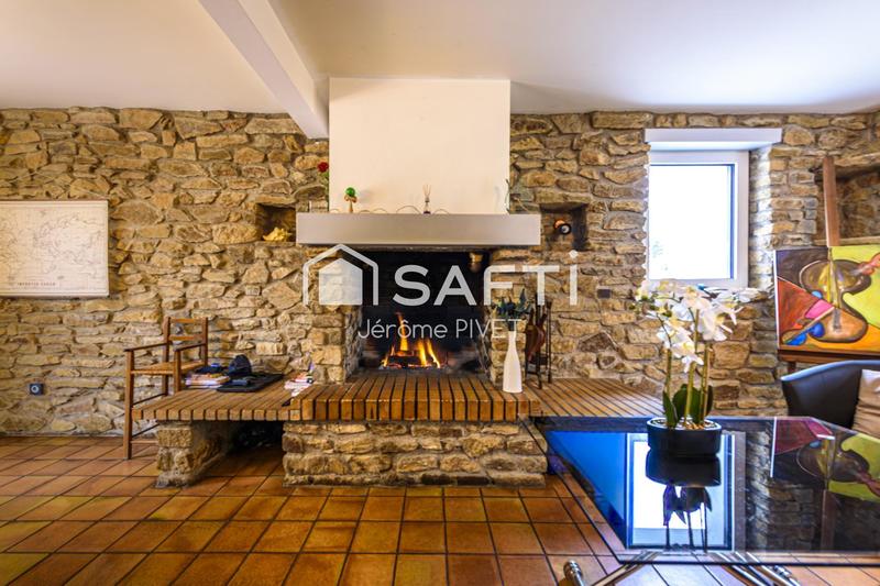 Maison - 180 m² - 7 pièces