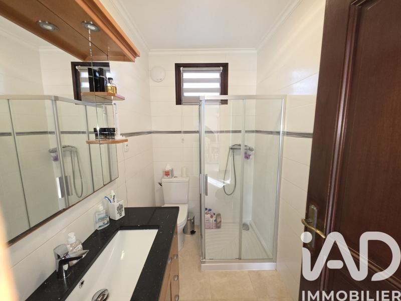 Maison - 136 m² - 6 pièces