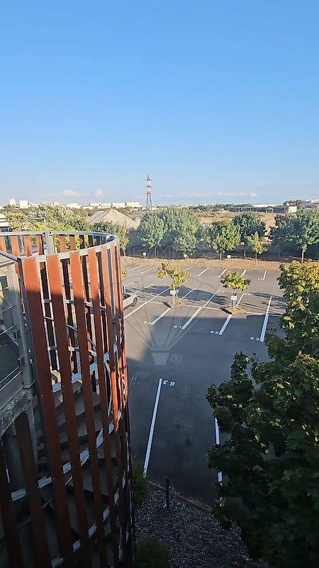 Bureau - 114 m² - 6 pièces