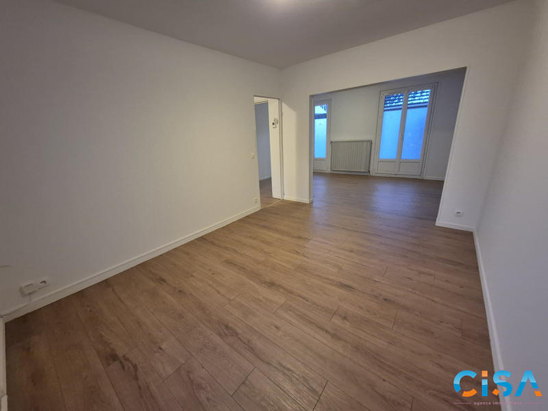 Maison traditionnelle - 91 m² - 4 pièces