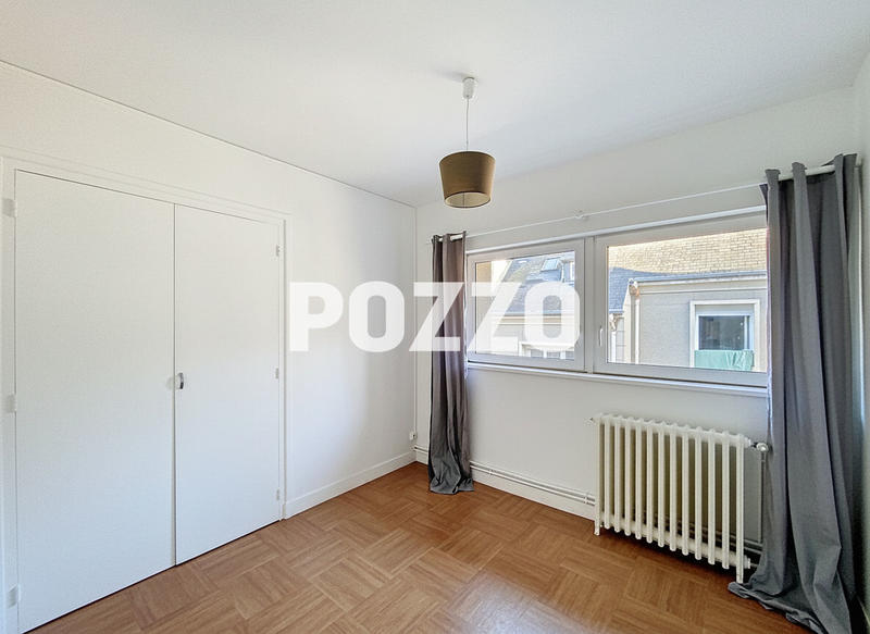 Appartement - 105 m² - 5 pièces