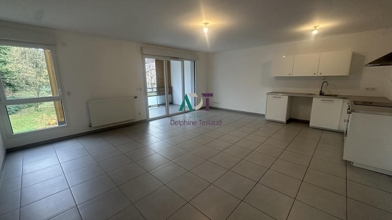 Appartement - 85 m² - 4 pièces