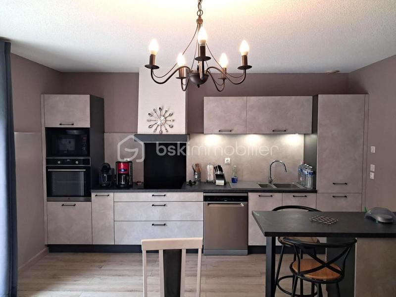 Pavillon - 80 m² - 3 pièces